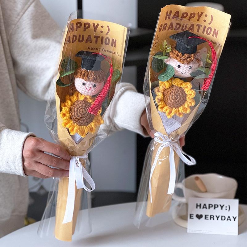 Graduation Bouquet Crochet Flower Bouquet Hand-woven Graduation Gifts Artificial Knitted Flowers Teacher's Day Gifts Decor