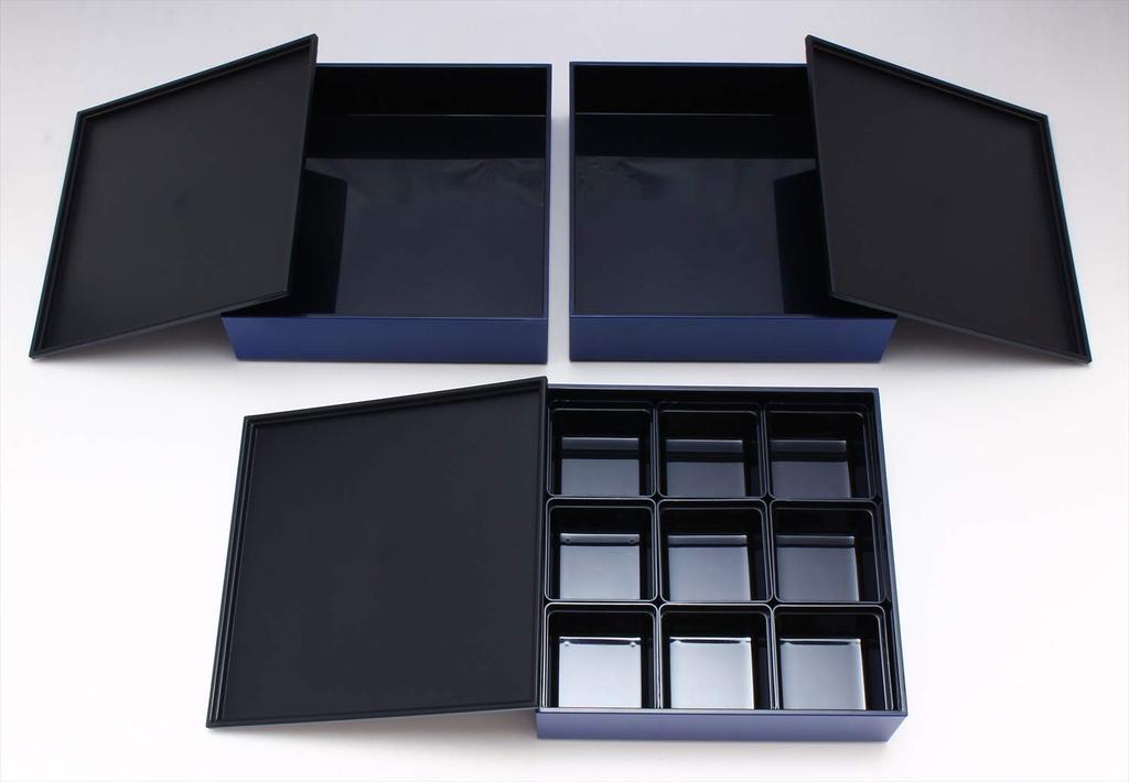 Yamanaka Lacquer Simple Style Lunch 3 Tiers 9 Box, (with Dividers), Navy, M16704-7
