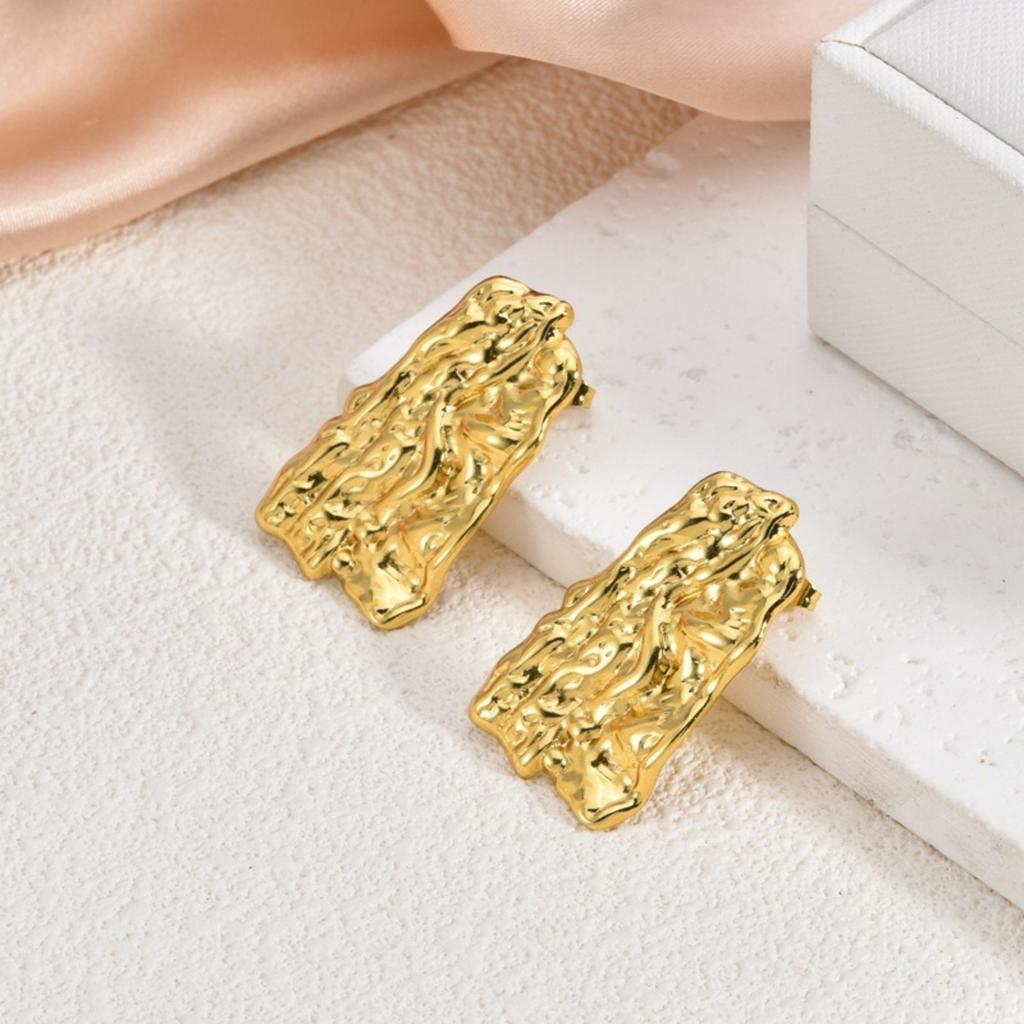 1 Pair Stylish 18K Gold Plated 304 Stainless Steel Ear Post Stud Earrings Heart Flower Butterfly Starfish For Women Gift