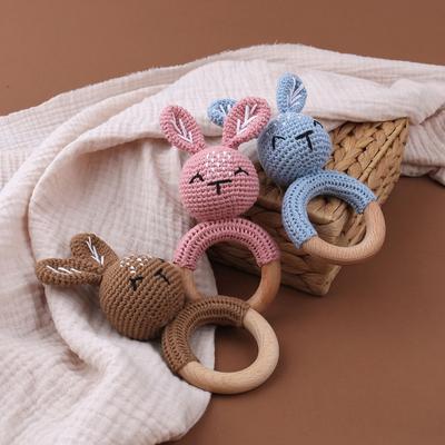 1Pc Baby Wooden Teether Crochet Bunny Rattle Toy Wood Rodent Rattle Toys Gifts