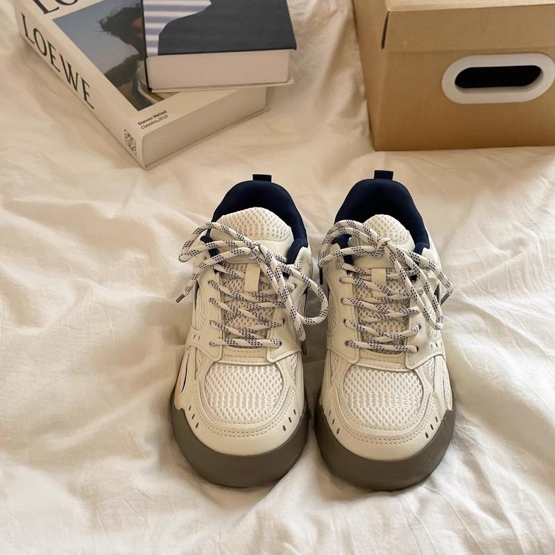 Popular sports and leisure board shoes 2025 spring and autumn new trend single shoes versatile mesh white shoes female dad shoes