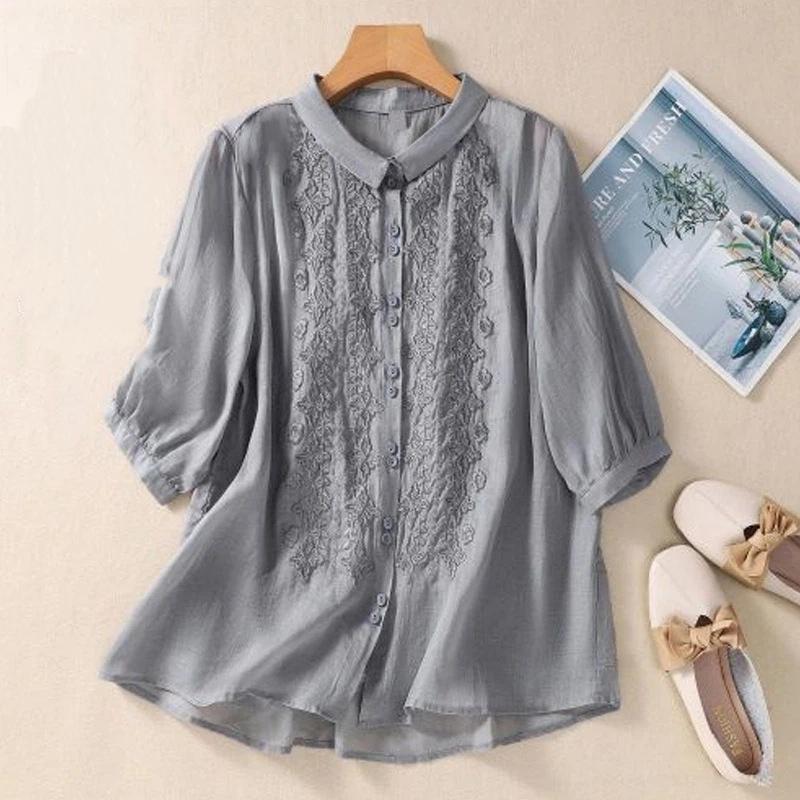 Camicia da donna in cotone con colletto a punta, manica corta, ricamo floreale, bottoni