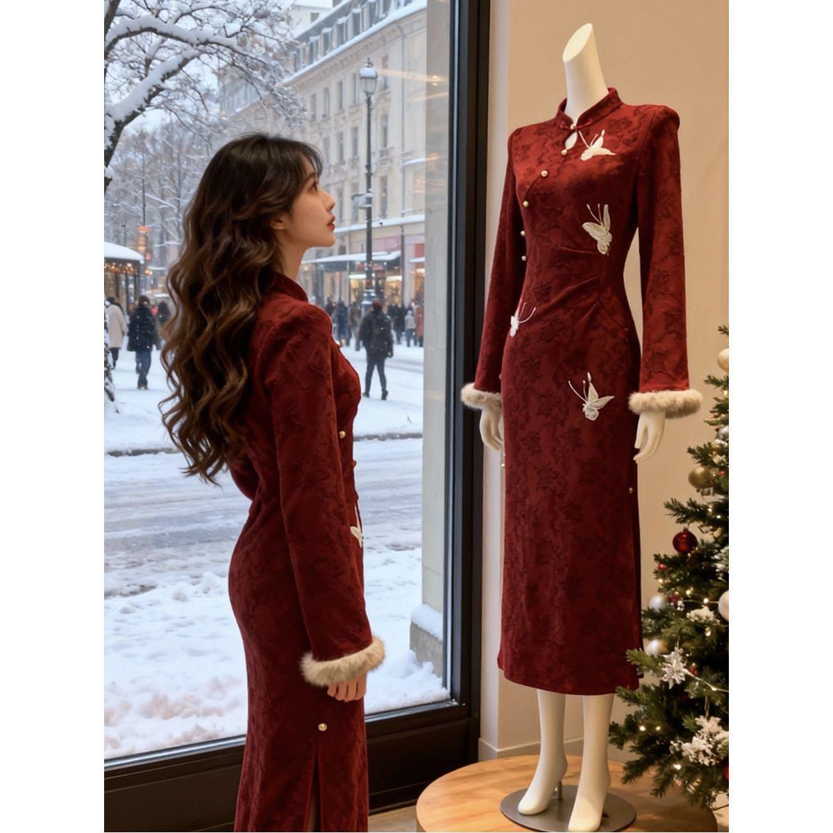 

2025 Autumn Plus Size Red Jacquard Qipao with Butterfly Embroidery XL: 115-125 jin красный