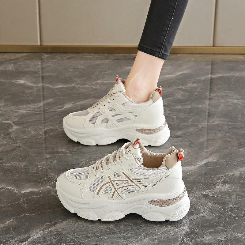 

Внешнеторговые весенне-летние кроссовки для папы женские 2025 новые дышащие сетчатые на толстой подошве маленькие легкие повседневные спортивные туфли 40