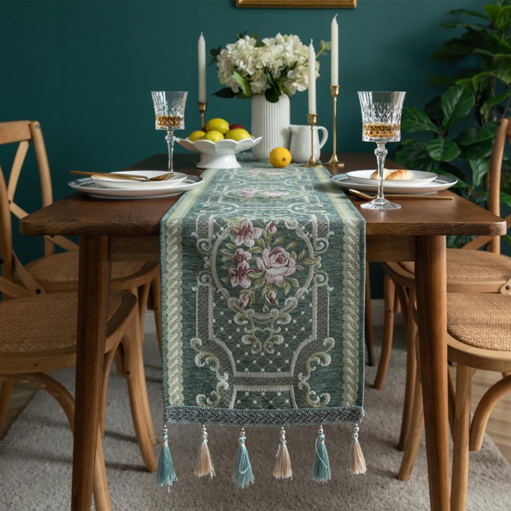 Modern Minimalist Table Runner Christmas Chenille Fringe Polyester Tablecloth Fresh Home Decor