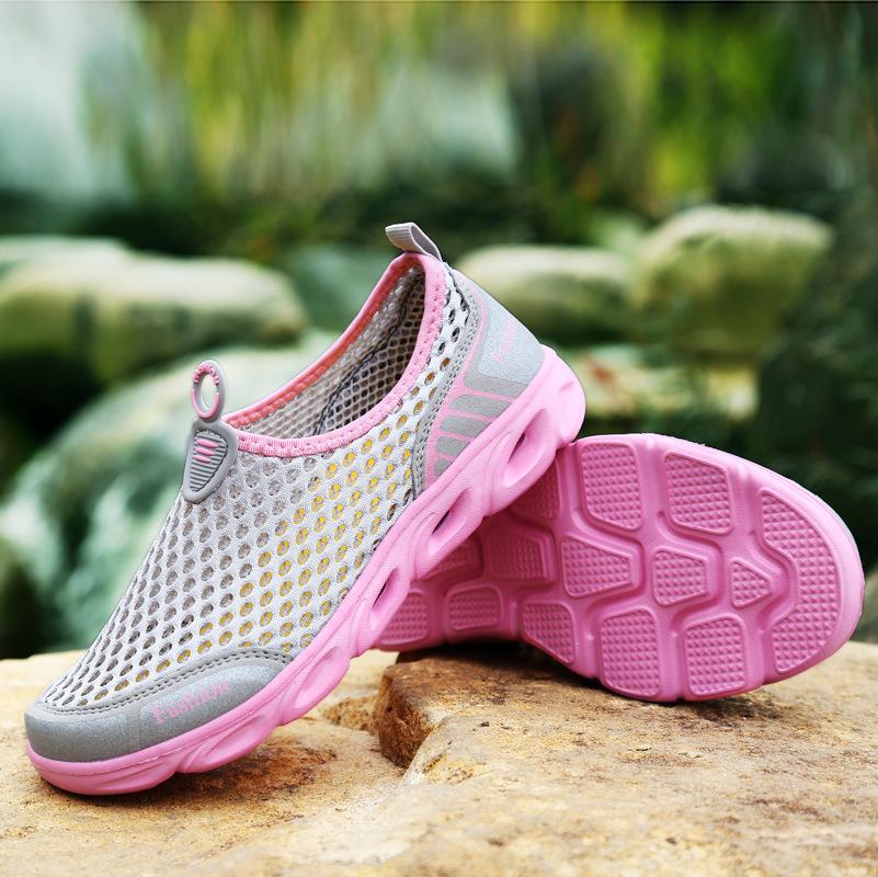 

Men s beach shoes summer mesh hollow breathable non-slip wading sandals outdoor wear mesh shoes sports hole shoes 38