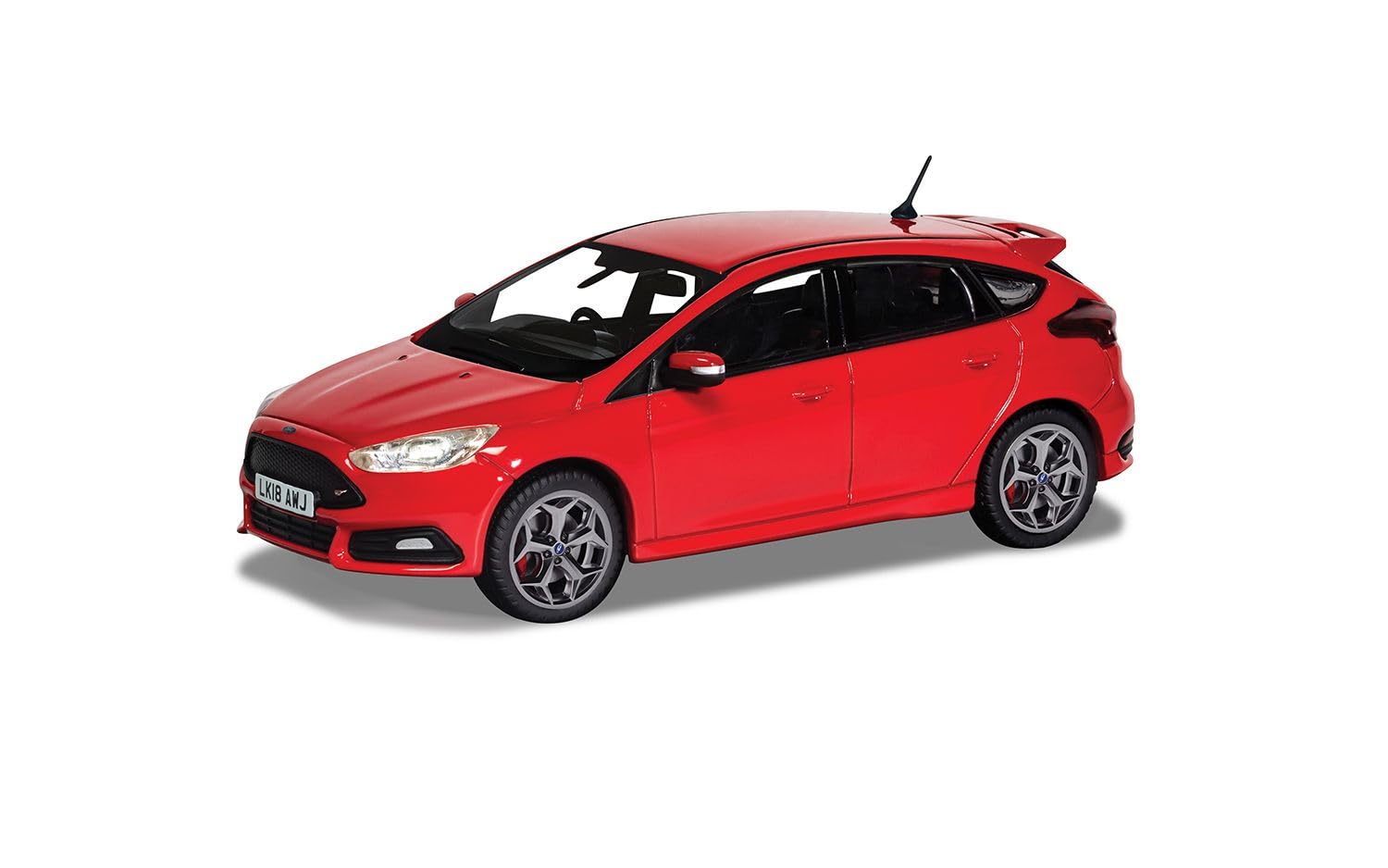 

CORGI Ford Focus Mk3 ST Красный гоночный Готовый литой автомобиль CGVA15303 1/43