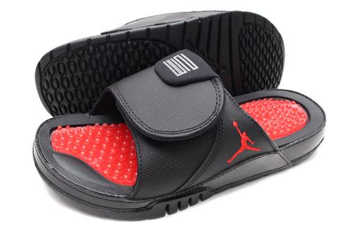 Jordan Hydro Xi Retro Černá/Univerzitní červená AA1336-001