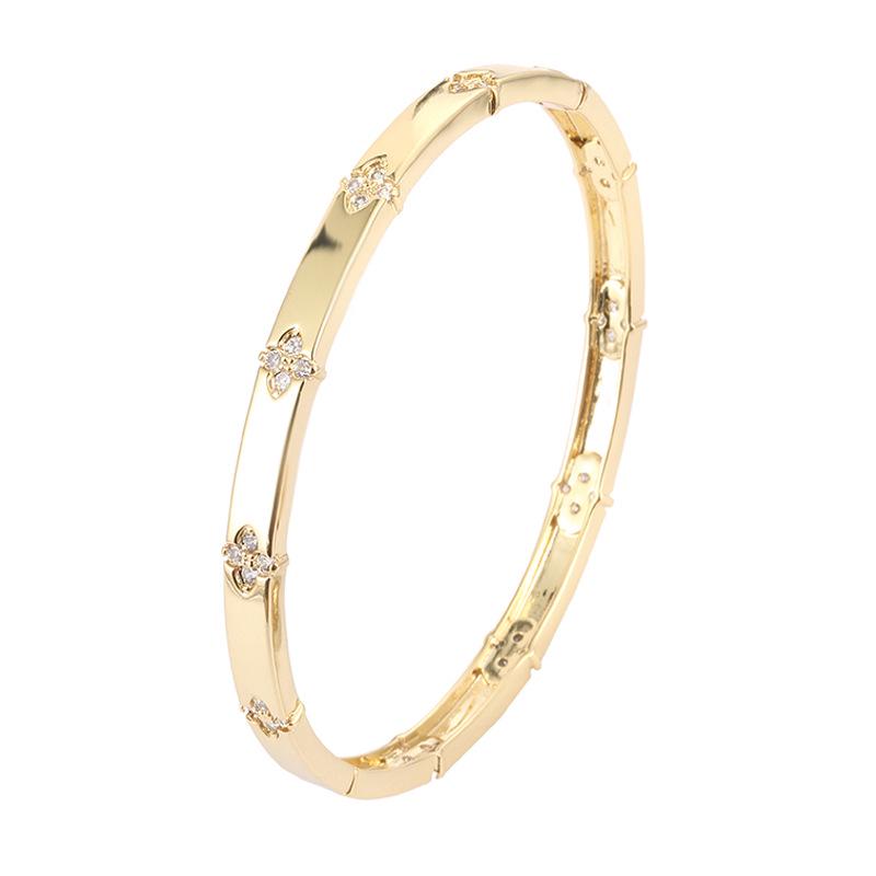 Exquisite Copper Zircon Four-Petal Flower Bracelet for Women