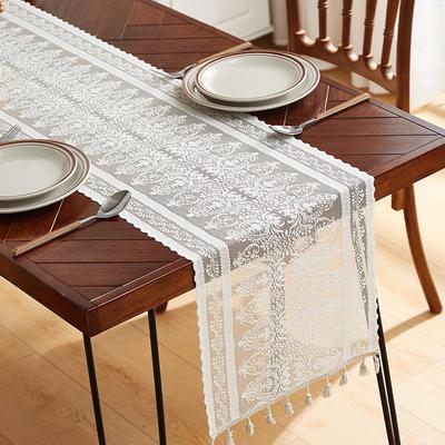 Runner da tavola retrò con nappe di pizzo: Serie Rustica in Cotone Foresta per Tavoli da Caffè e da Pranzo