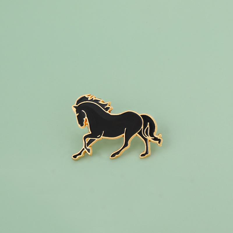 Fashionable pony brooch, exquisite suit accessories
