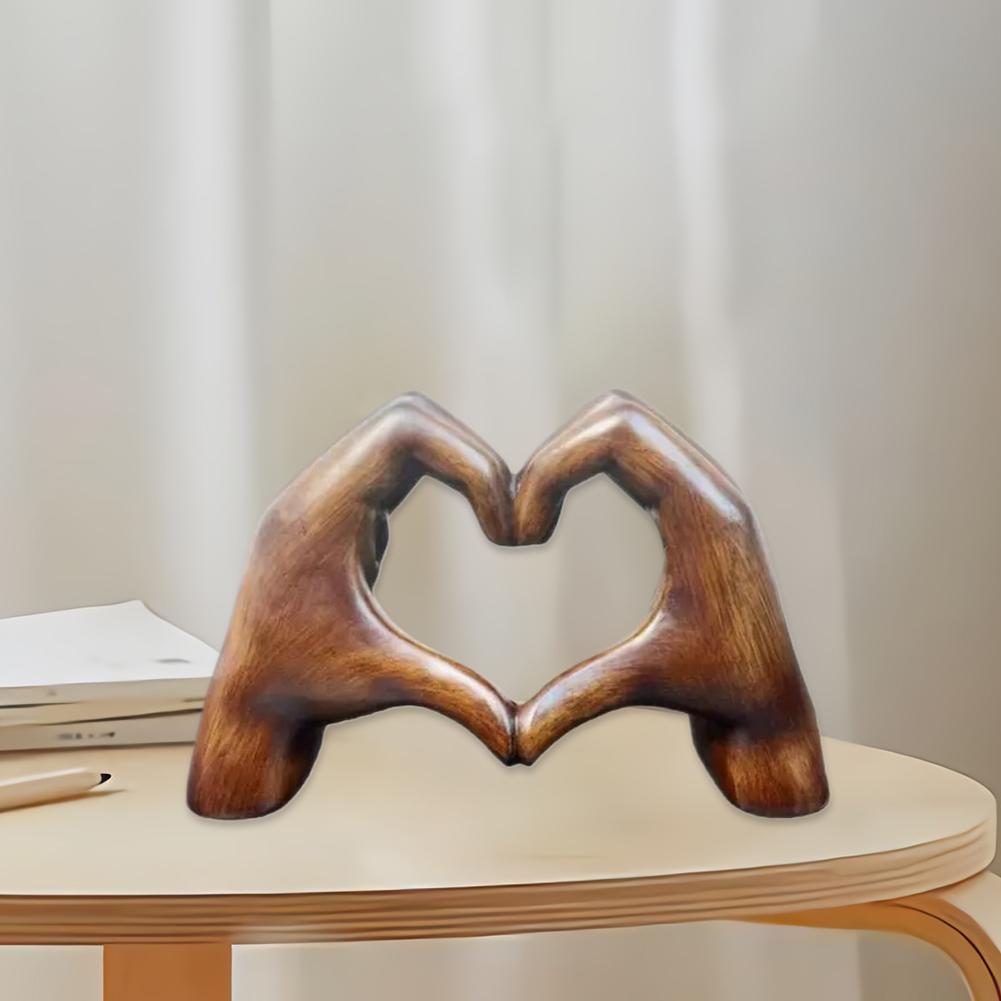 Resin Craft Decor Love Hand Gesture Statues Resin Love Sign Heart Shape Gesture Statue Modern Art Sculpture Ideal for Home Decor
