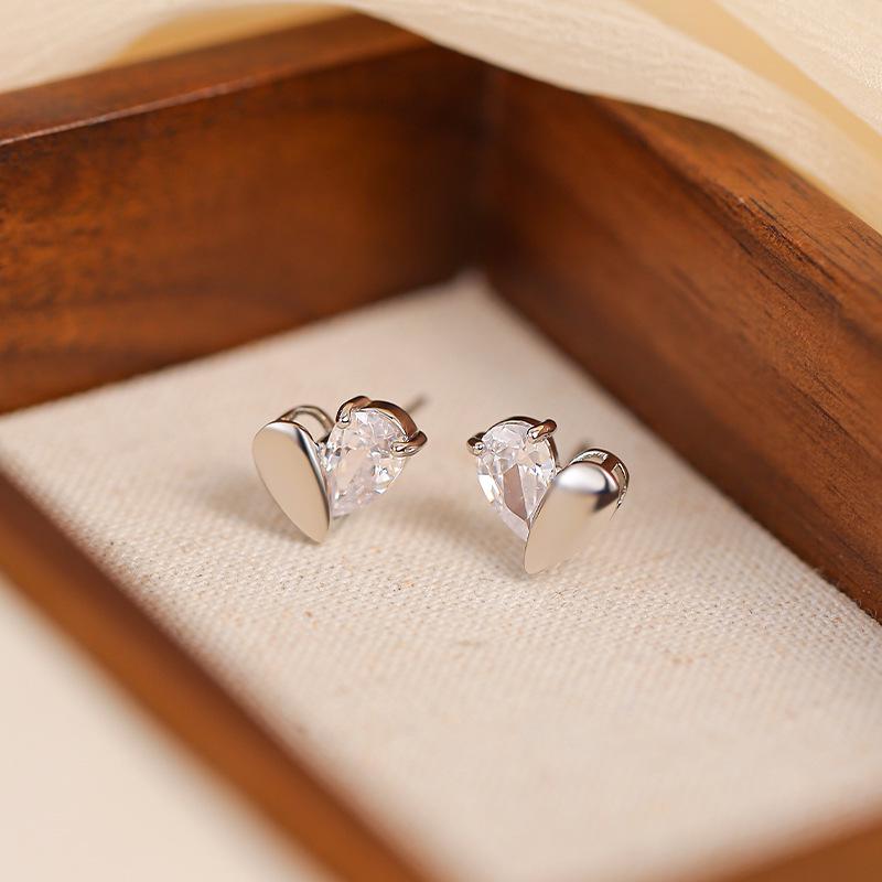 S925 Silver Needle Zircon Heart Stud Earrings - 2025 Hot-Selling High-End Collection for Autumn/Winter