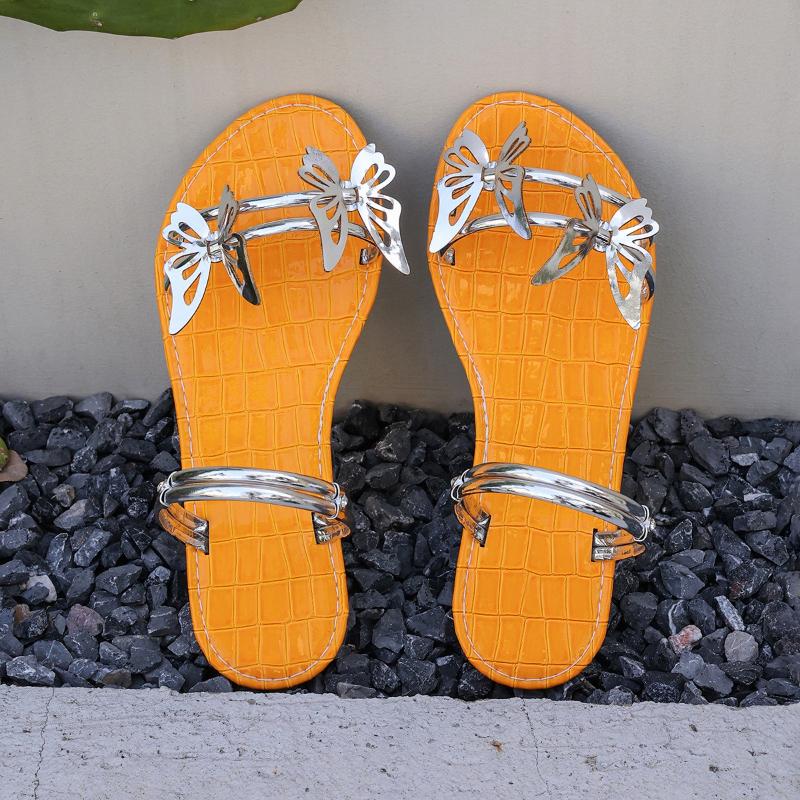 Fashion Temperament Woman Shoes 2026summer New Item Women's Butterfly Rhinestone Flat Slippers Simple Versatile Women Beach Shoe