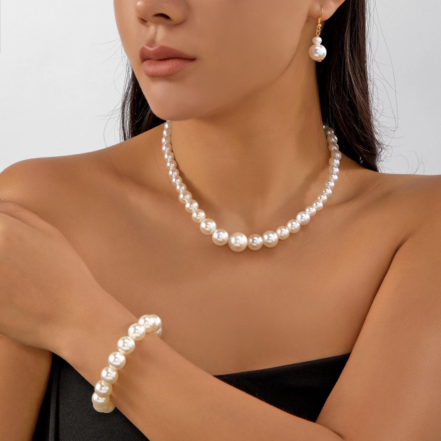 

4Pcs Women s Vintage Light Luxury French Imitation Pearl Fashion Jewelry Set Bridal Wedding Earrings Necklace Bracelet Wholesale