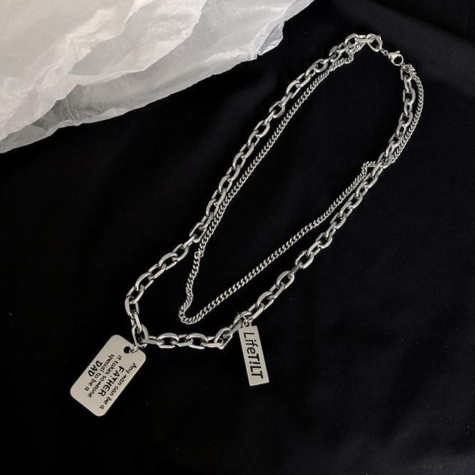 

No fading tide brand, letter square brand, military brand, necklace, men s and women s multi-layer thick chains, stacked collarbone