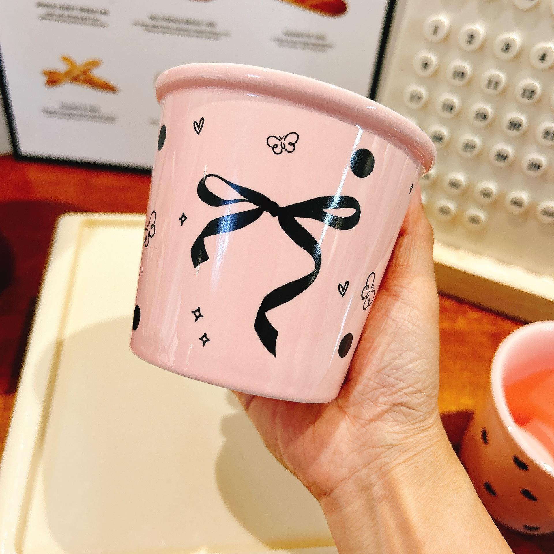 

BrandNew Black and White Bow Birthday Theme Pink Ceramic Cup Princess Cup Love Hand Holding Mug Gift Strong Strong 400ml