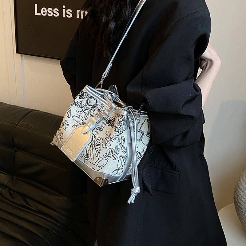 Super beliebte Tasche mit Nischenmuster für Damen 2024 Neue beliebte vielseitige Umhängetasche Beuteltasche im modischen Stil