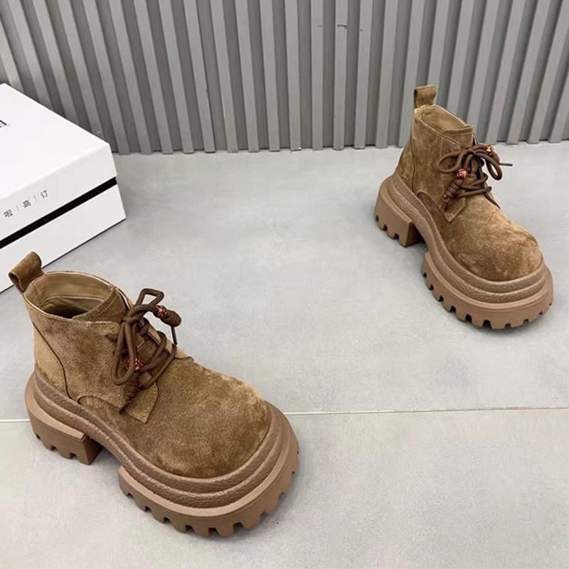 Módní kotníkové boty pro ženy ploché platformové módní boty semišové designové ležérní sportovní boty 2025 nový trend útulné dámské Chelsea boty