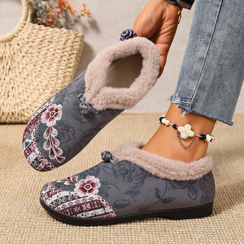 Winter Cotton Shoes Embroidered Bag with Middle-aged and Elderly Warm Ethnic Wind Comfortable Soft Sole Mother Cotton Shoes