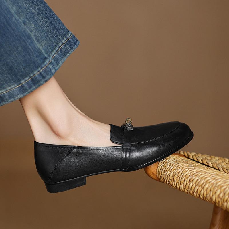 New Comfortable Casual Lazy Shoes Leather Shallow Mouth Low-top Single Shoes Women's Round Head Beef Tendon Soft Sole Shallow Mouth Large Size Wo
