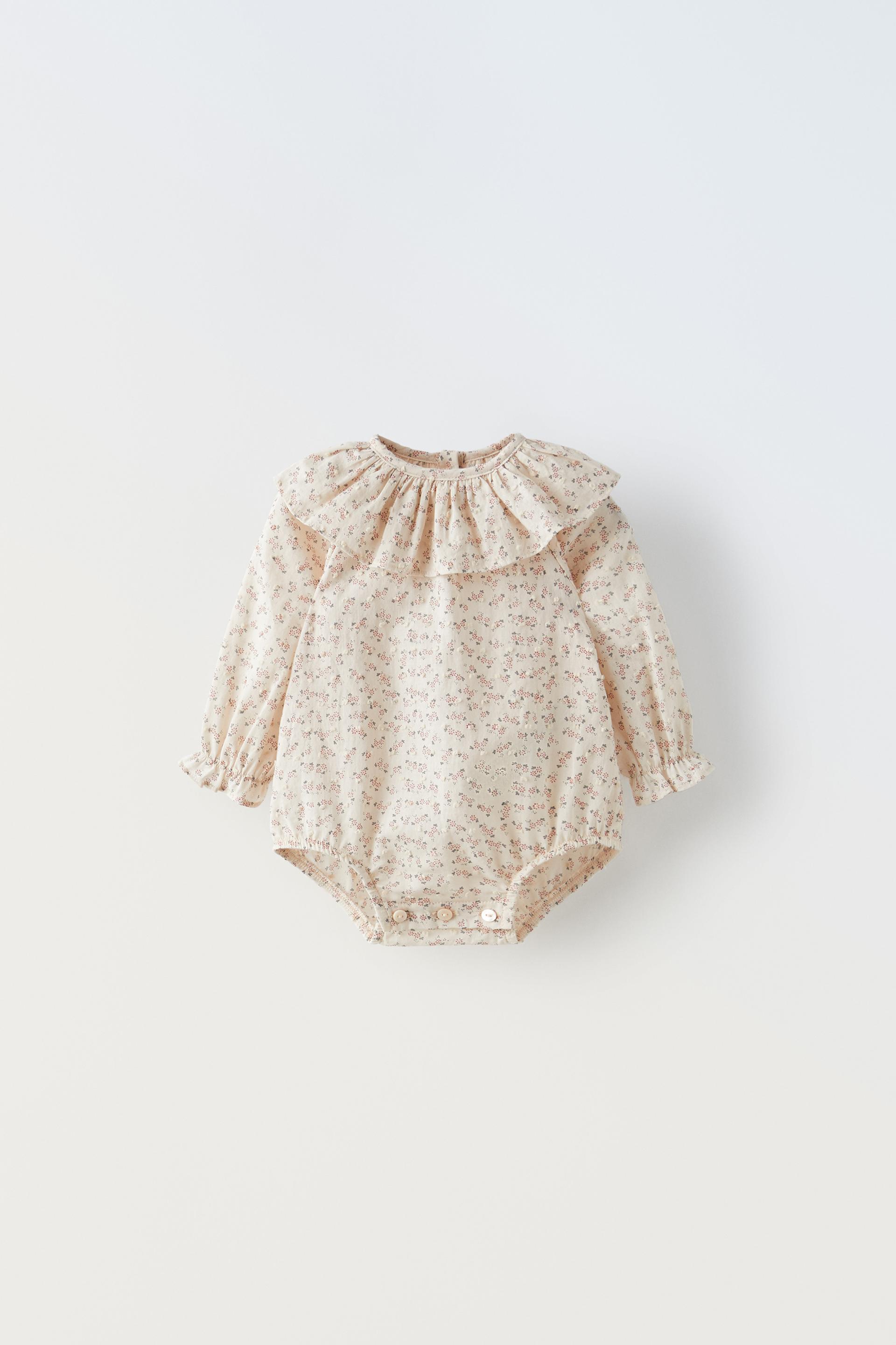 

БОДИ С ЦВЕТОЧНЫМ ТОЧКАМИ