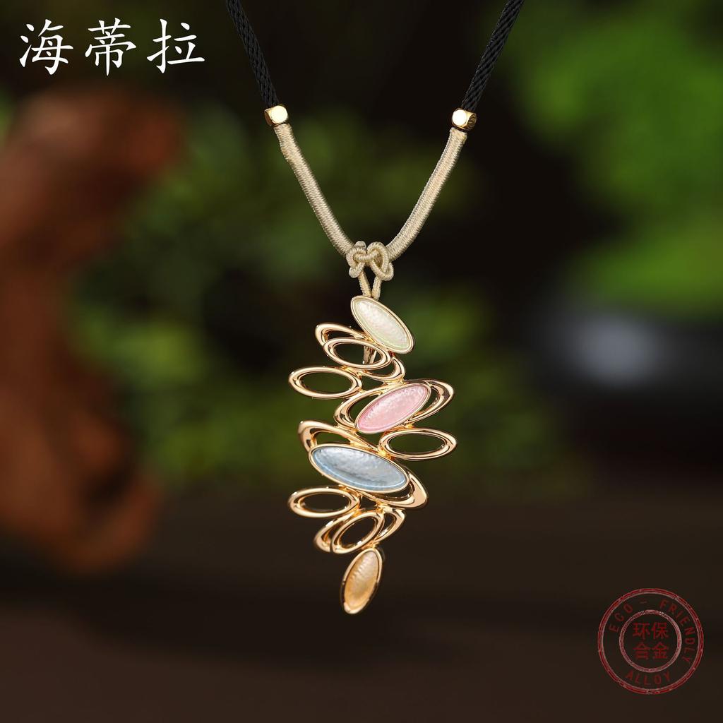 New Color Painting Oil Geometric Hollow Petal Braided Rope Long Pendant, Women's Retro Versatile Long Necklace