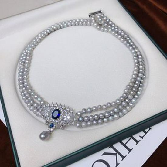 French Retro Freshwater Pearl Necklace: Elegant Three-Layered Fashionable Jewelry for Women