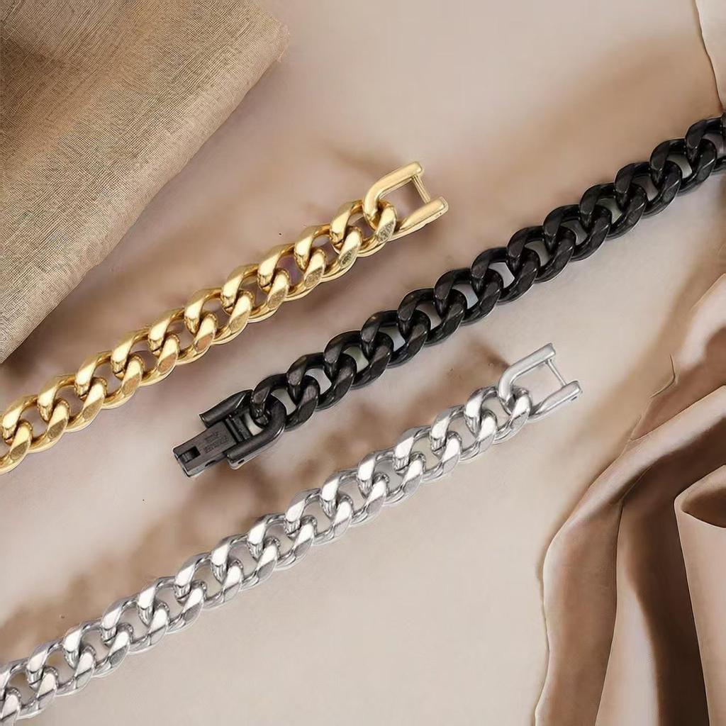 Fadeproof Titanium Steel Frosted Cuban Chain Bracelet with Versatile Clasp