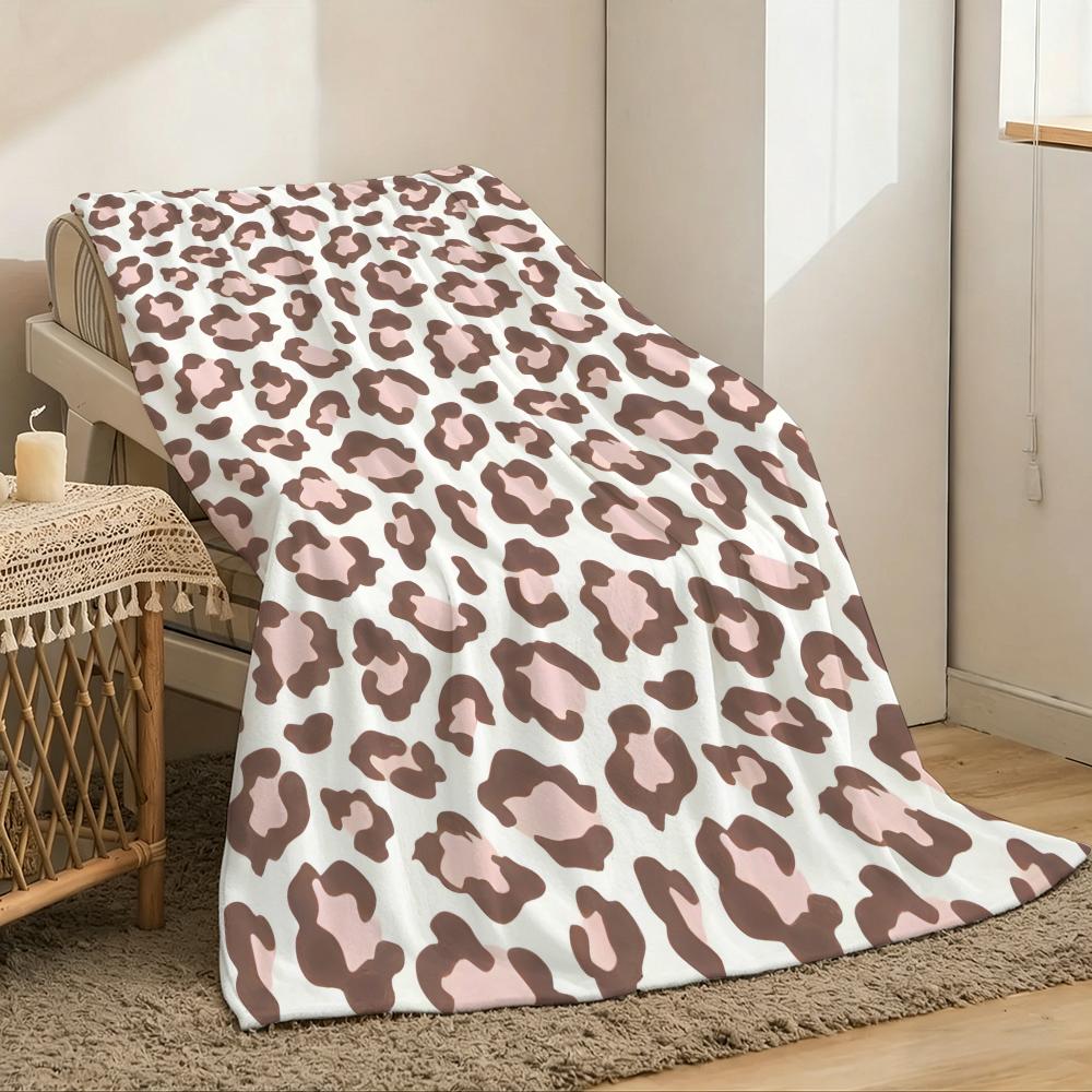 Leopard Print Throw Lightweight 240g Flannel Blanket Soft Skin-friendly for Summer Cooling
