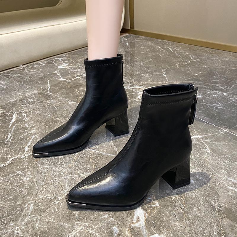 Designer Black Ankle Boots Autumn French Retro Pointed Toe High Heel Chelsea Boots Metal Decoration Designer Short Booties