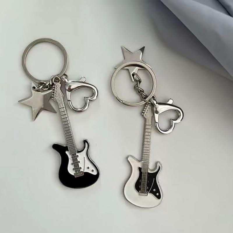 Retro Süße Coole Gitarre Fünfzackigen Stern Schlüsselbund Elektrische Gitarre Schlüsselbund Herz-Förmigen Stern Musical Instrument Mit Schlüsselbund