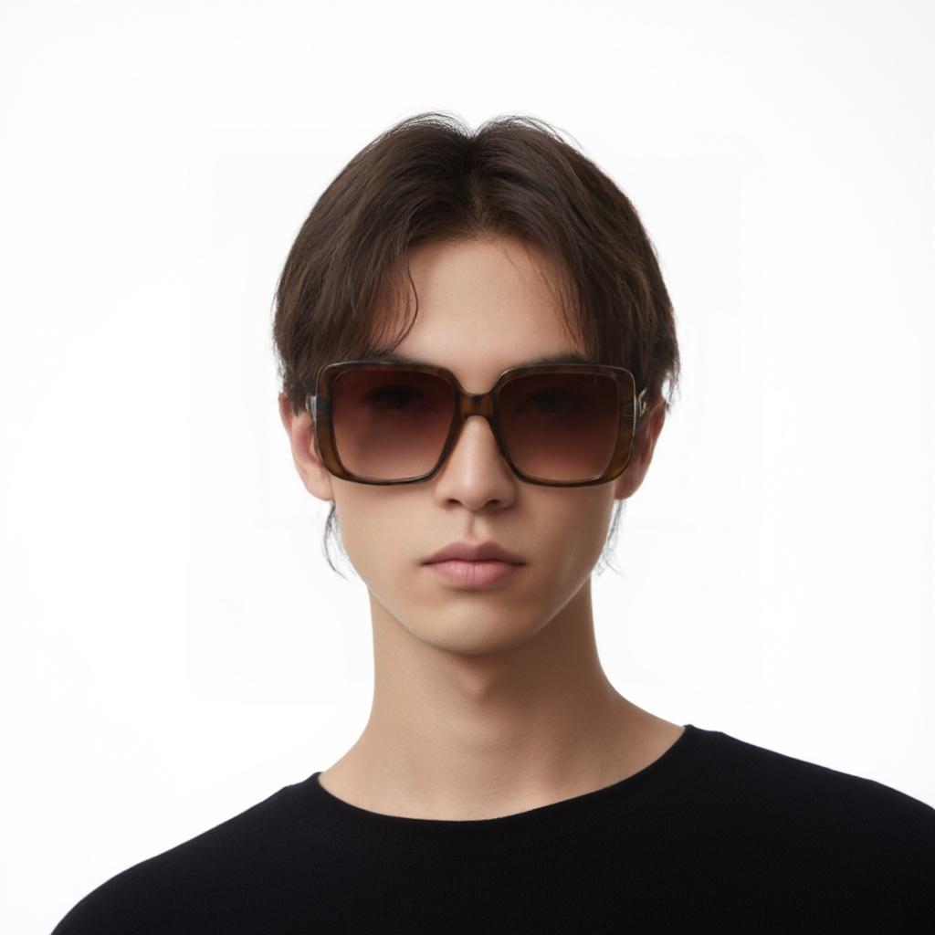 Gucci Square Gradient Plastic Sunglasses Unisex Sunglasses GG0632S-002