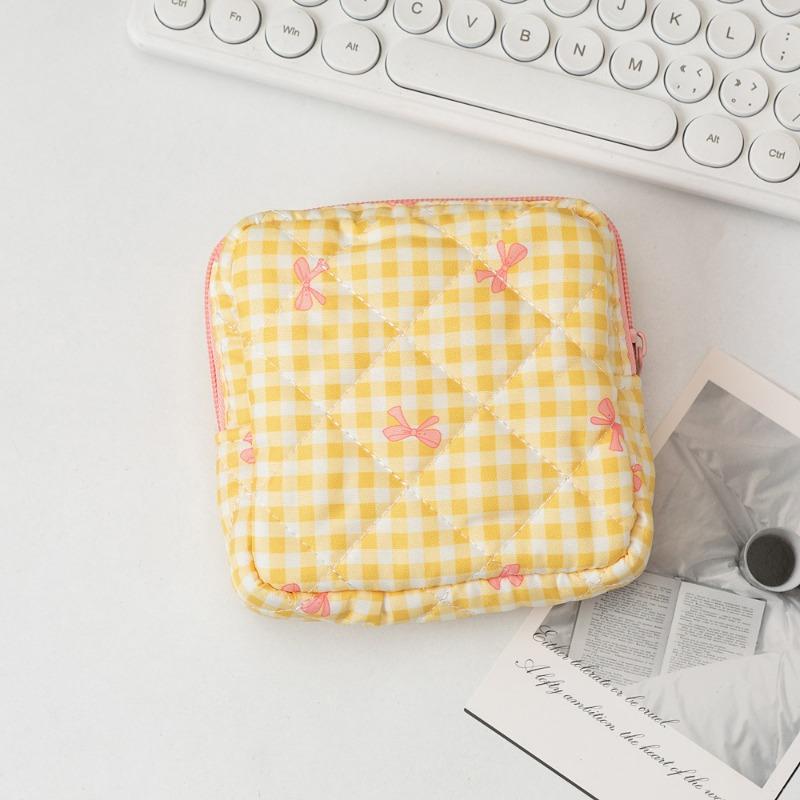 Cute Large Capacity Sanitary Napkin Storage Bags Cartoon Bow Portable Girls Physiological Period Tampon Organiser Bag Pouch