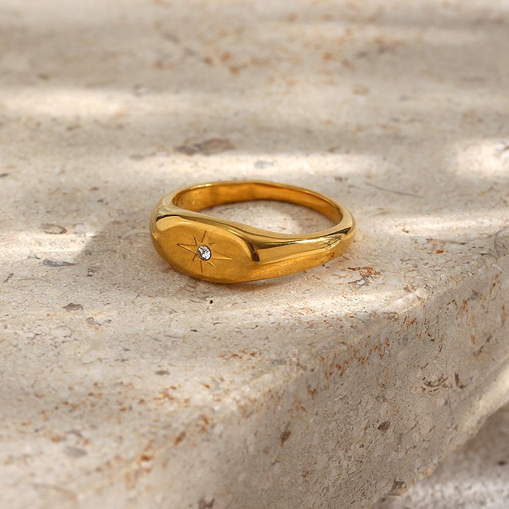 Europäisch-Amerikanische Mode 18K Gold Plated Edelstahl Ovaler Stern Zirkon Ring