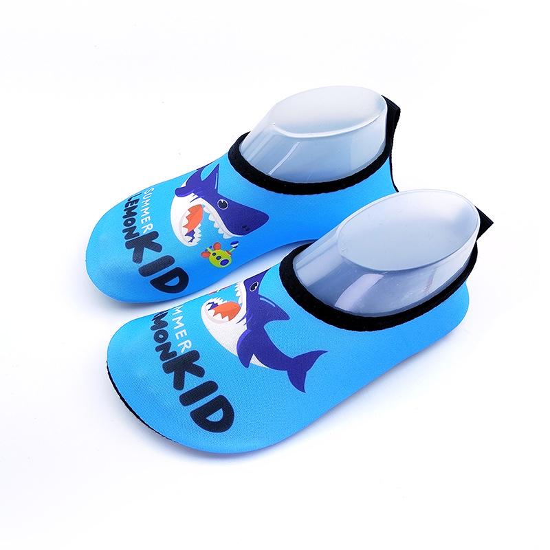 Children's Quick-Dry Non-Slip Water Shoes - Breathable Soft Sole for Beach, Water Park, Creek, and Yoga.