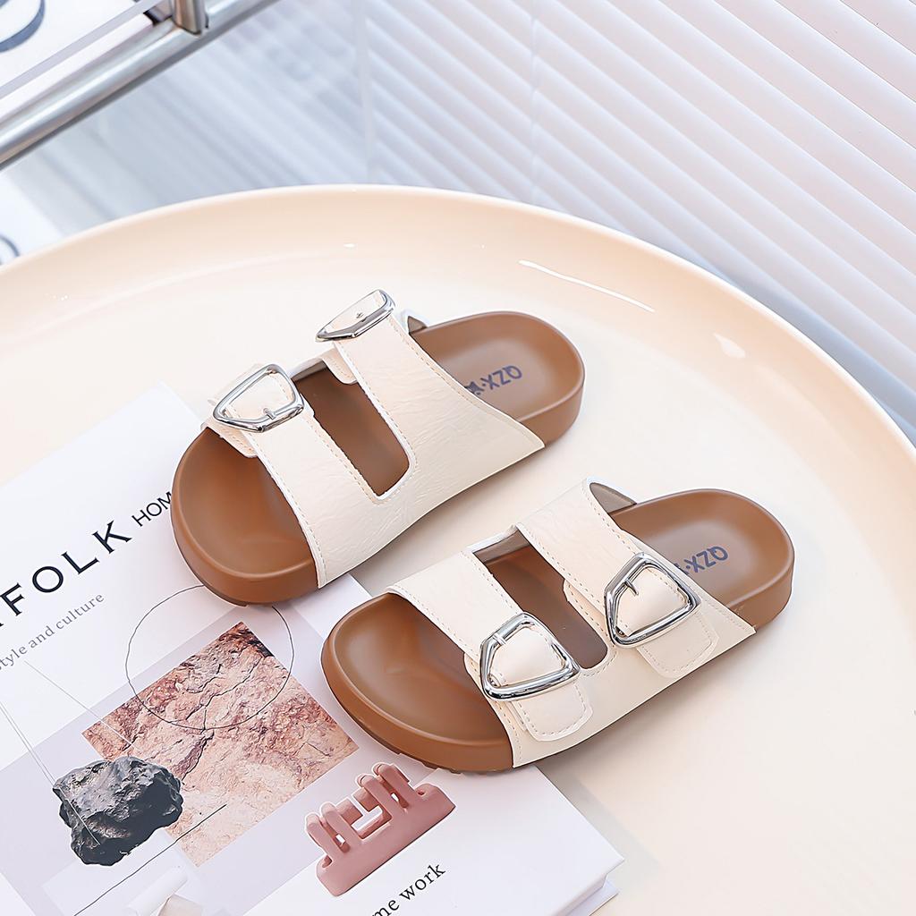 Girls' Flat-bottomed Slippers Summer Wear 2025 New Children's Casual Cool Slippers Medium and Older Children's Fashion One-word Slippers