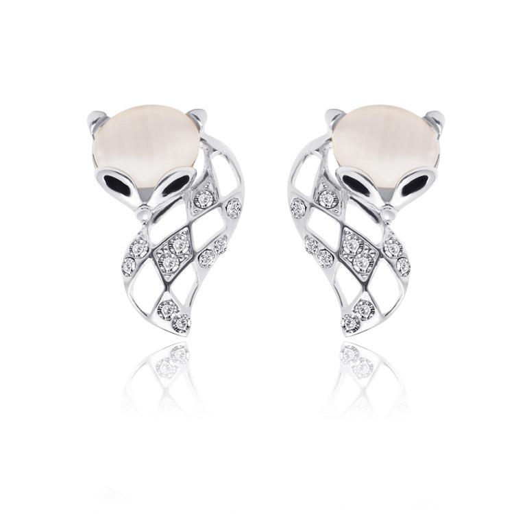 Korean Style Cat's Eye Fox Stud Earrings: Trendy, Personalized, Fashionable Women's Ear Ornaments