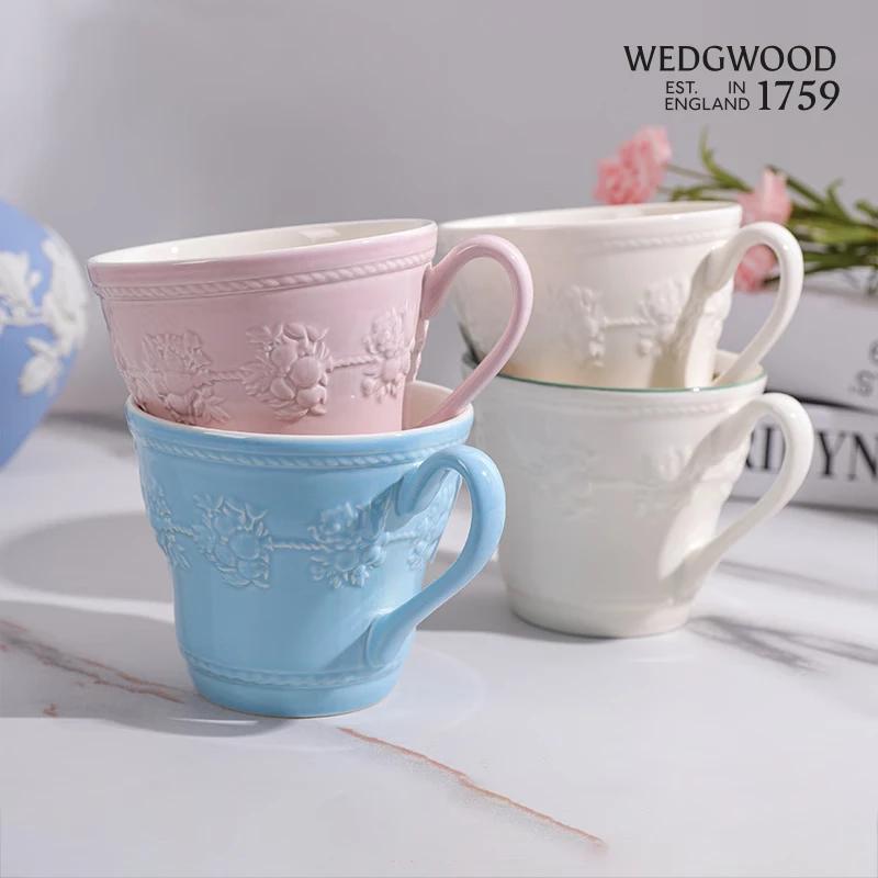 Wedgwood Joyful Holiday Raspberry Mug Pair