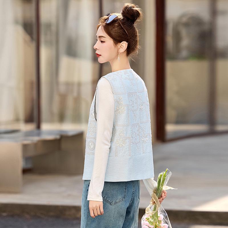 Spring 2025 Women's Embroidered Tang Suit Vest - Chic, Age-Defying Style