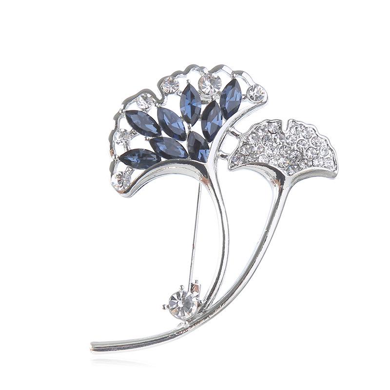 Элегантная брошь в виде листа гинкго: Корейский дизайн брошь-булавка для шарфа и корсаж для женщин