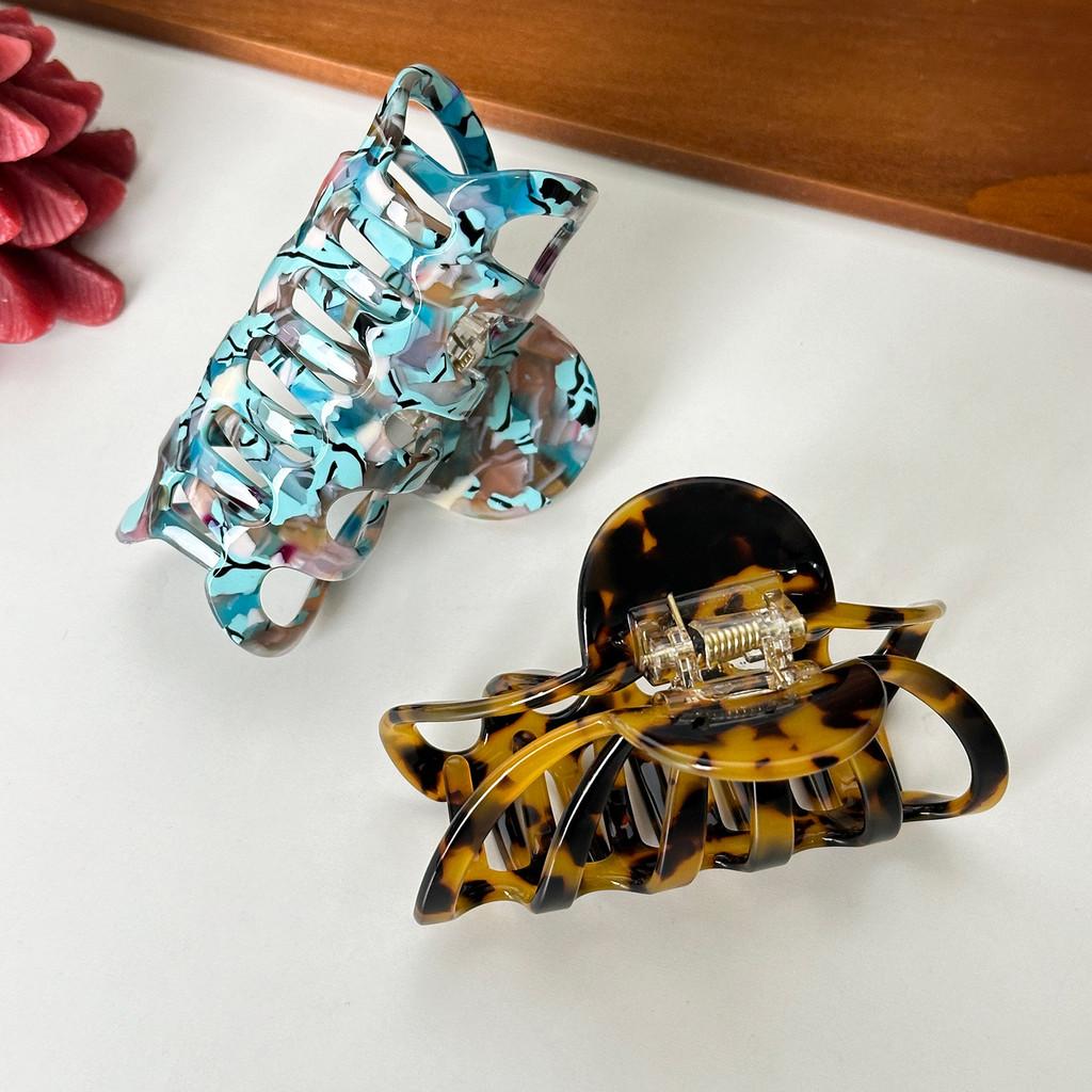 Gorgeous Acetate Floral Hair Claw Clip For Trendy Hairstyles And Statements Fashion