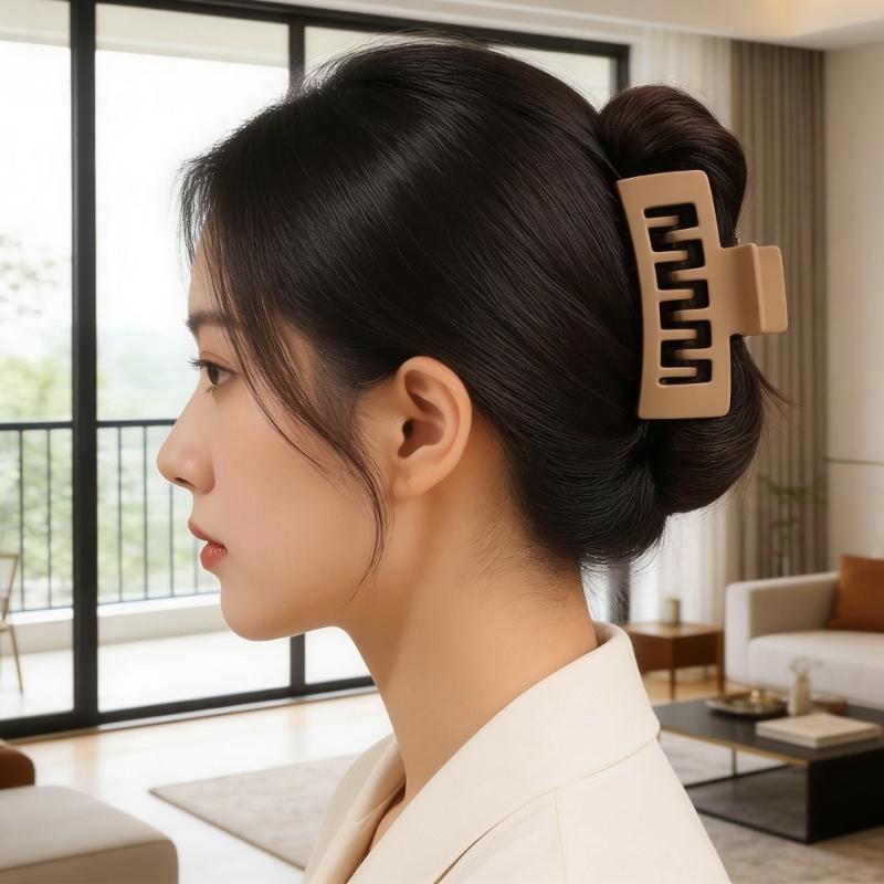 Square Plastic Hair Claw Clip For Women Secure Grip Lightweight Hair Accessory Hairpin For Comfort And Styling