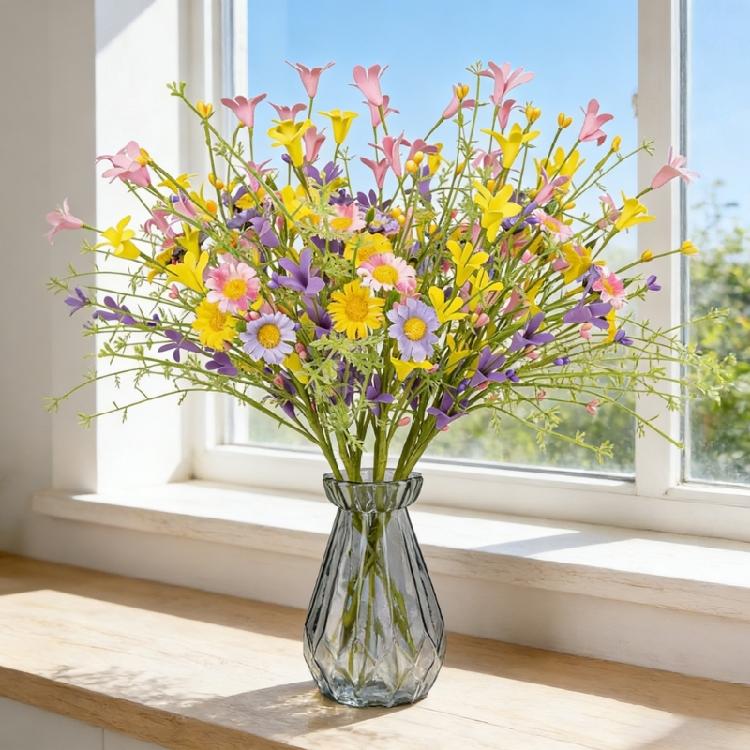 Sturdy Realistic Daisy Plastic Flower Stem For Indoor Decoration Home Offices Or Wedding Centerpiece