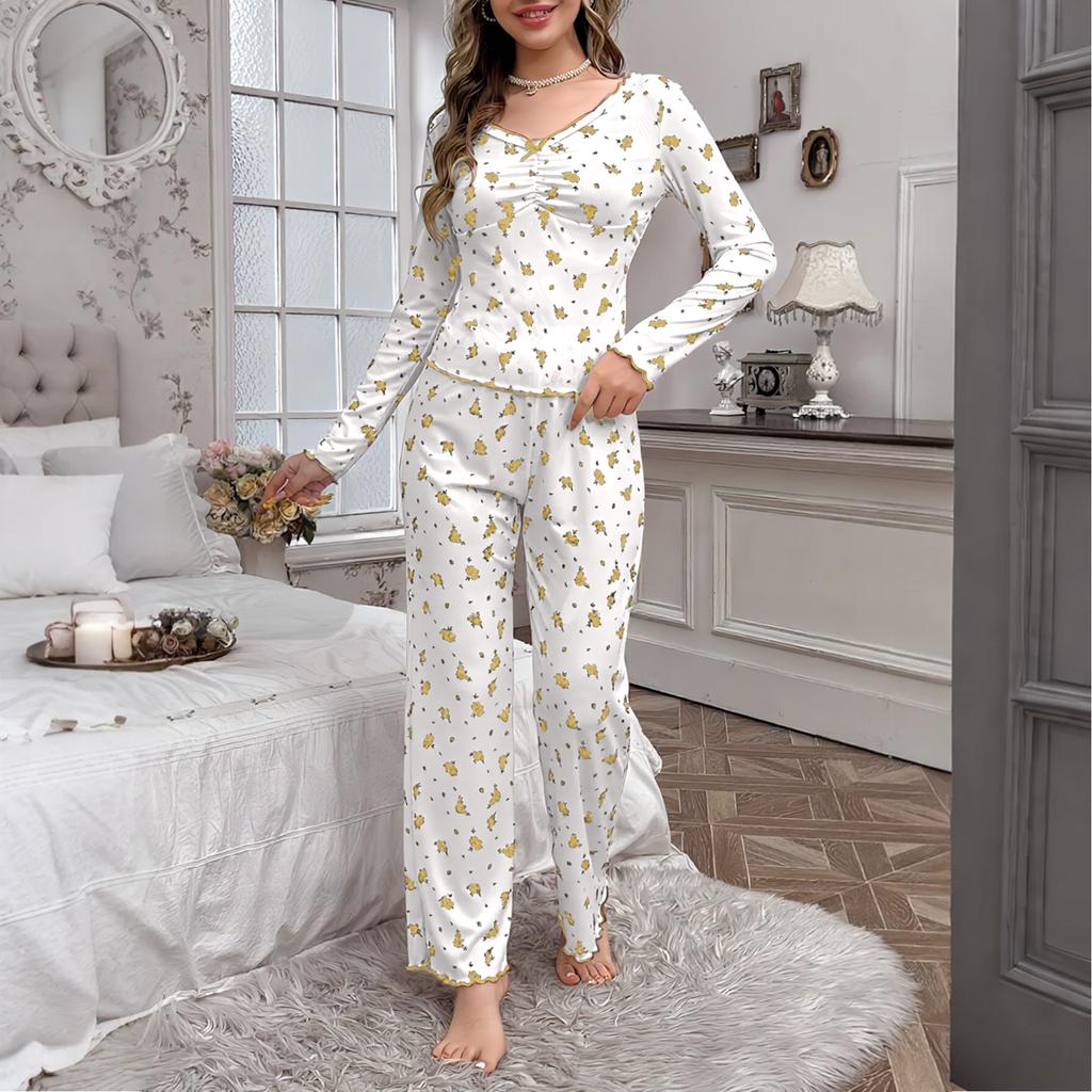 Women's Long-sleeved Pajamas And Pants Suit With Floral Print