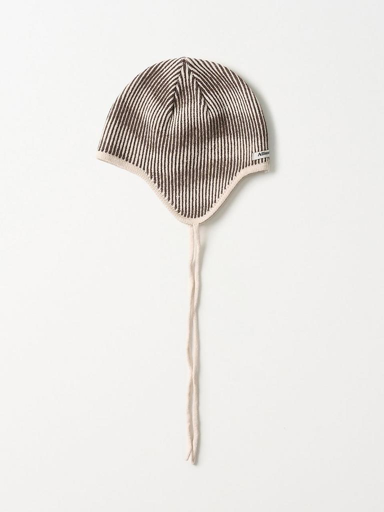 Olinkeompeulliteu Moiré Wave Earflap Beanie (Brown)