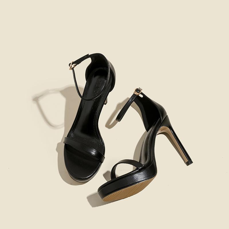 New Summer SW Star with the Same Waterproof Table High Heels with Sexy Versatile Stiletto Silver Sandals