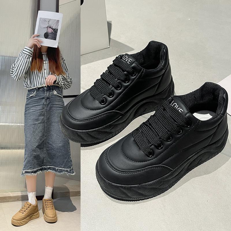 Fashion Four Seasons 2024 New Thick soled Women's Board Shoes Fashion Student Sports and Leisure Shoes