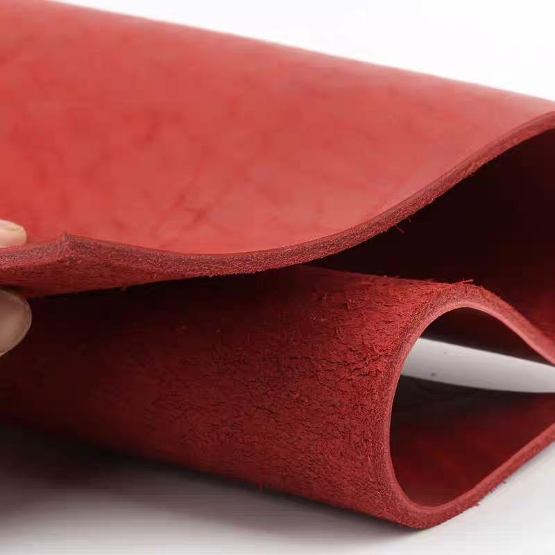 

Wine Red Full-Grain Leather, 4.5mm Thick Vegetable-Tanned Leather for Molding, Sculpting, and Handmade DIY Leathercraft. 10x10cm красный