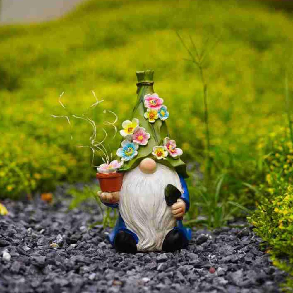 Funny Gnome Sculpture with Solar LED String Light Resin Crafts Garden Decor Resin Gnome Figurine Gifts for Housewarming Festival